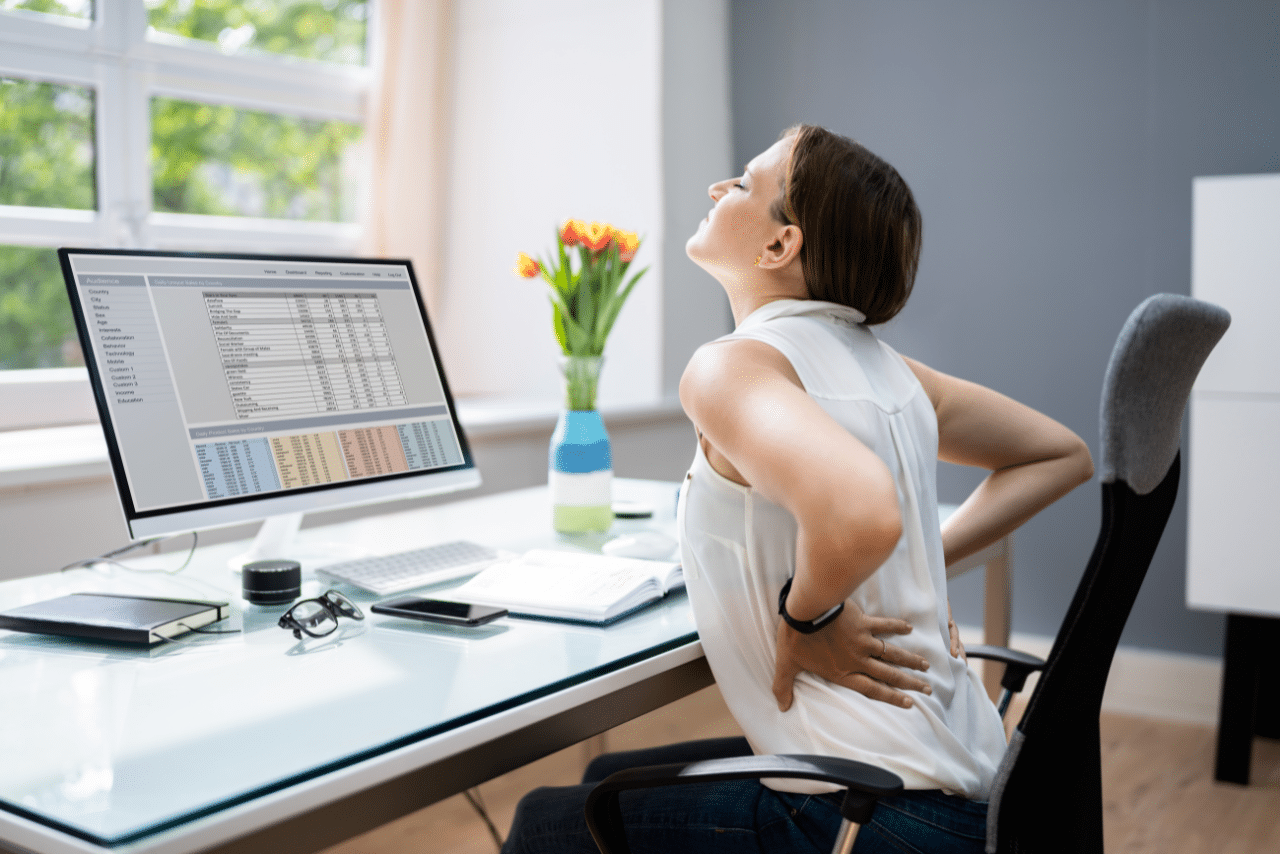 What are the causes of back pain (and solutions for desk workers)?