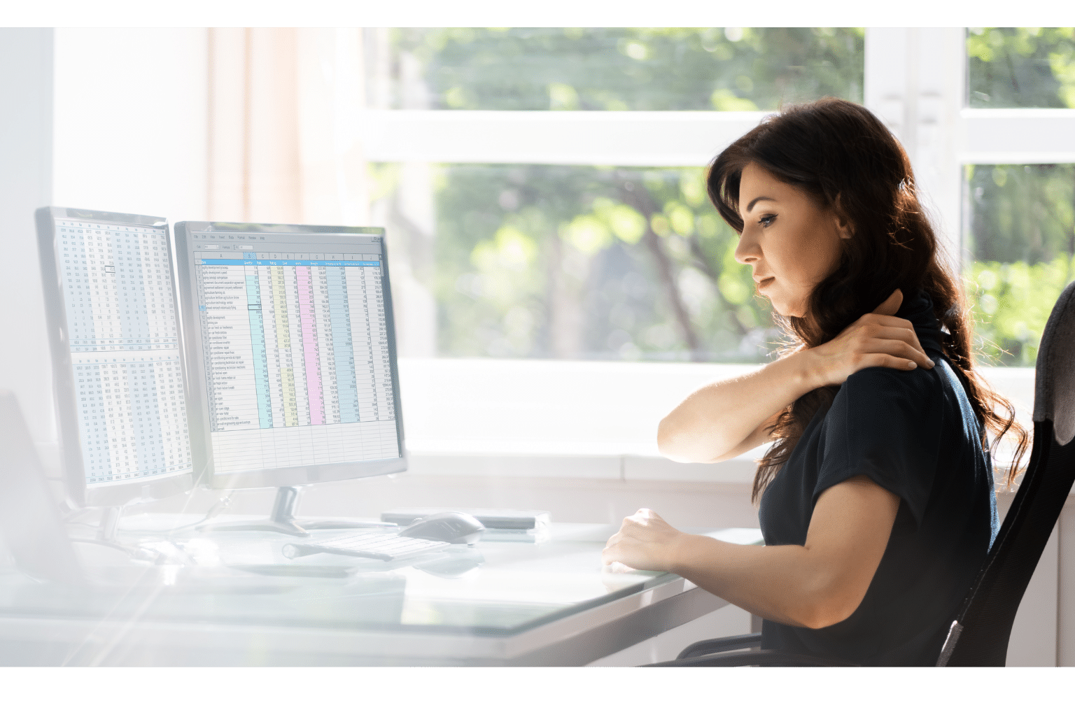 Dual screen ergonomics: How to avoid neck pain when working with multiple screens